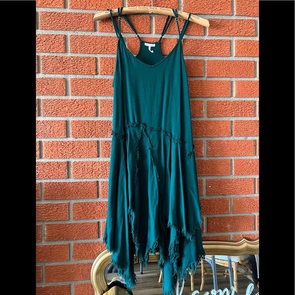 Free PeopleTattered Up Shred Slip in Green XS - Picture 3 of 5